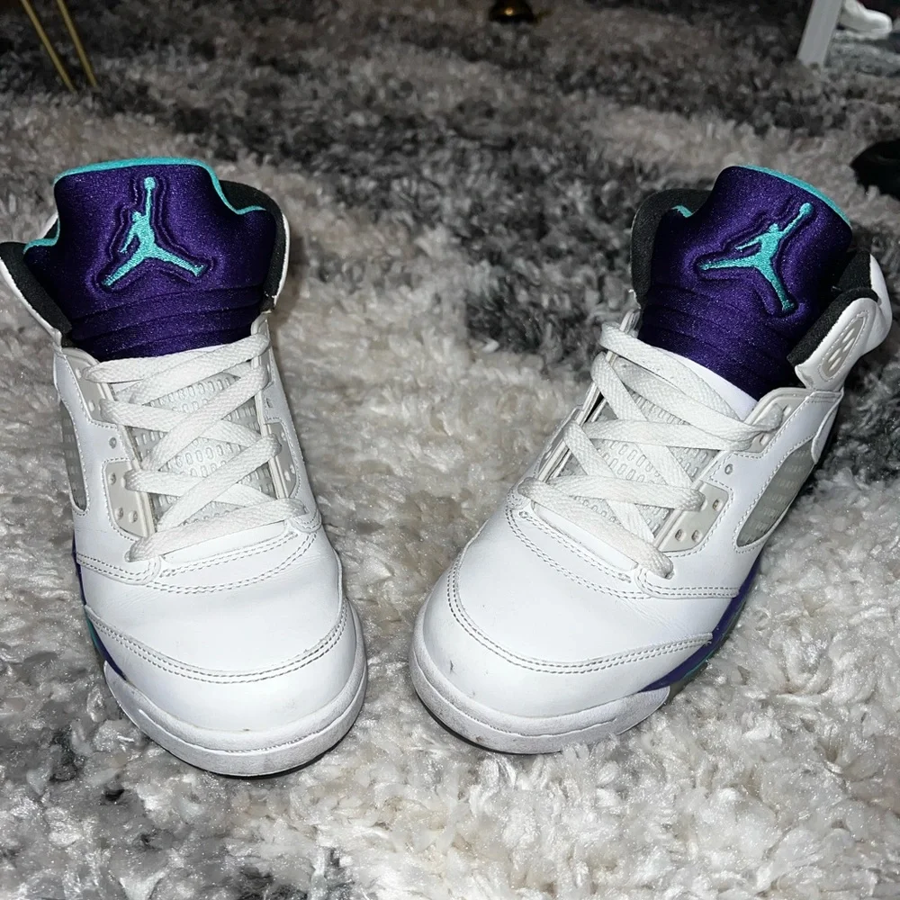 Air Jordan 5 “Grapes” White/Purple - Picture 1 of 8